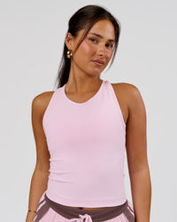 Woman wearing Flow Performance Tank 2.0 - Marshmallow | Model:Bianca | Size:S | Thumbnail Index: 3