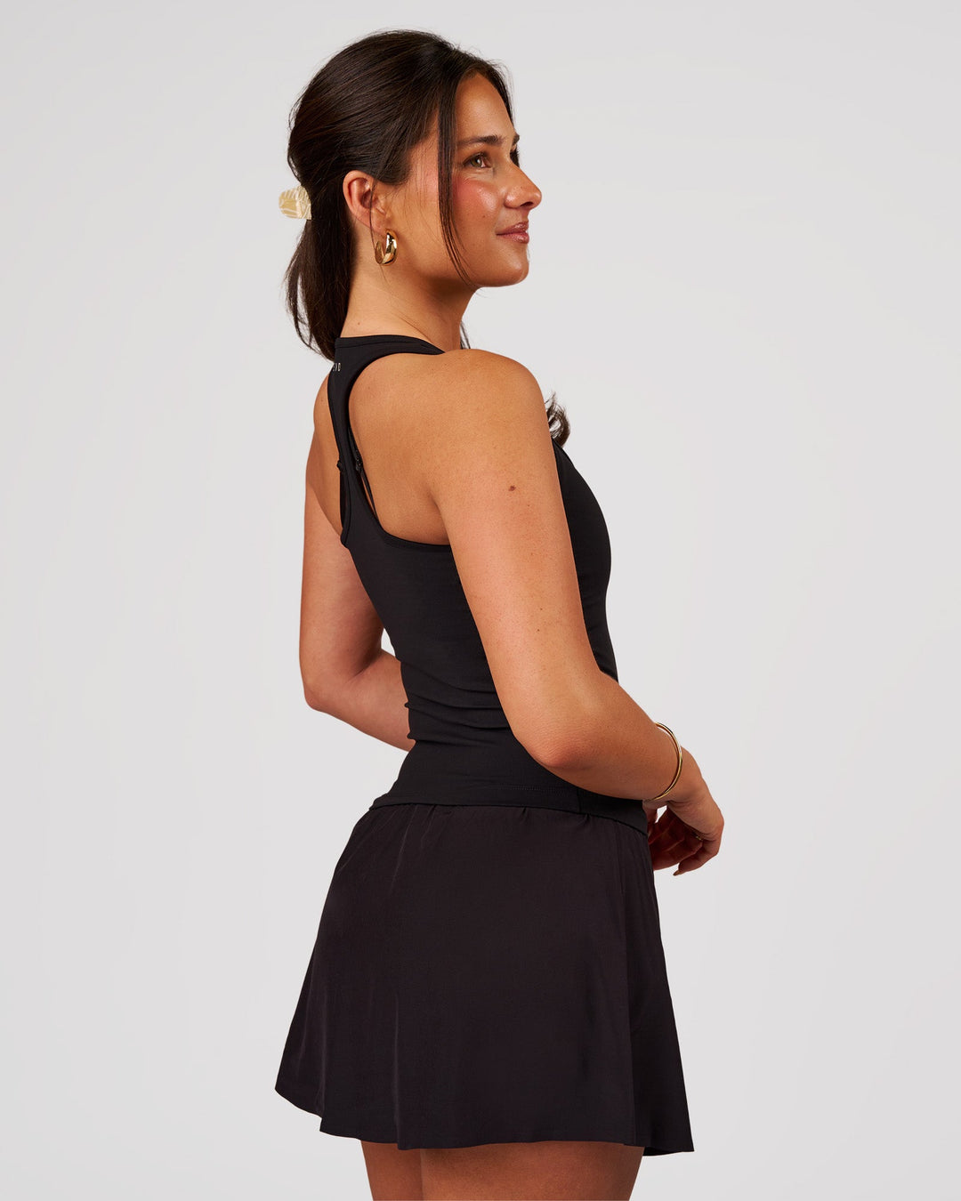 Woman wearing Flow Rep Scoop Neck Tank - Black | Model:Bianca | Size:S - view 3
