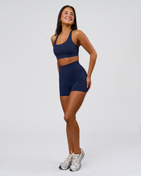 Woman wearing Flow Sports Bra - Future Navy | Model:Bianca | Size:S | Thumbnail Index: 3