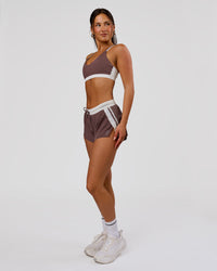 Woman wearing Force Sports Bra - Cocoa Powder | Model:Bianca | Size:S | Thumbnail Index: 7
