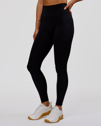 Woman wearing Luxe V-Contour High-Rise Full Length Legging - Black | Model:Bianca | Size:S | Thumbnail Index: 4