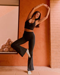 Woman wearing Stellar Long Line Sports Bra - Black-White | Model:Bianca | Size:S | Thumbnail Index: 8