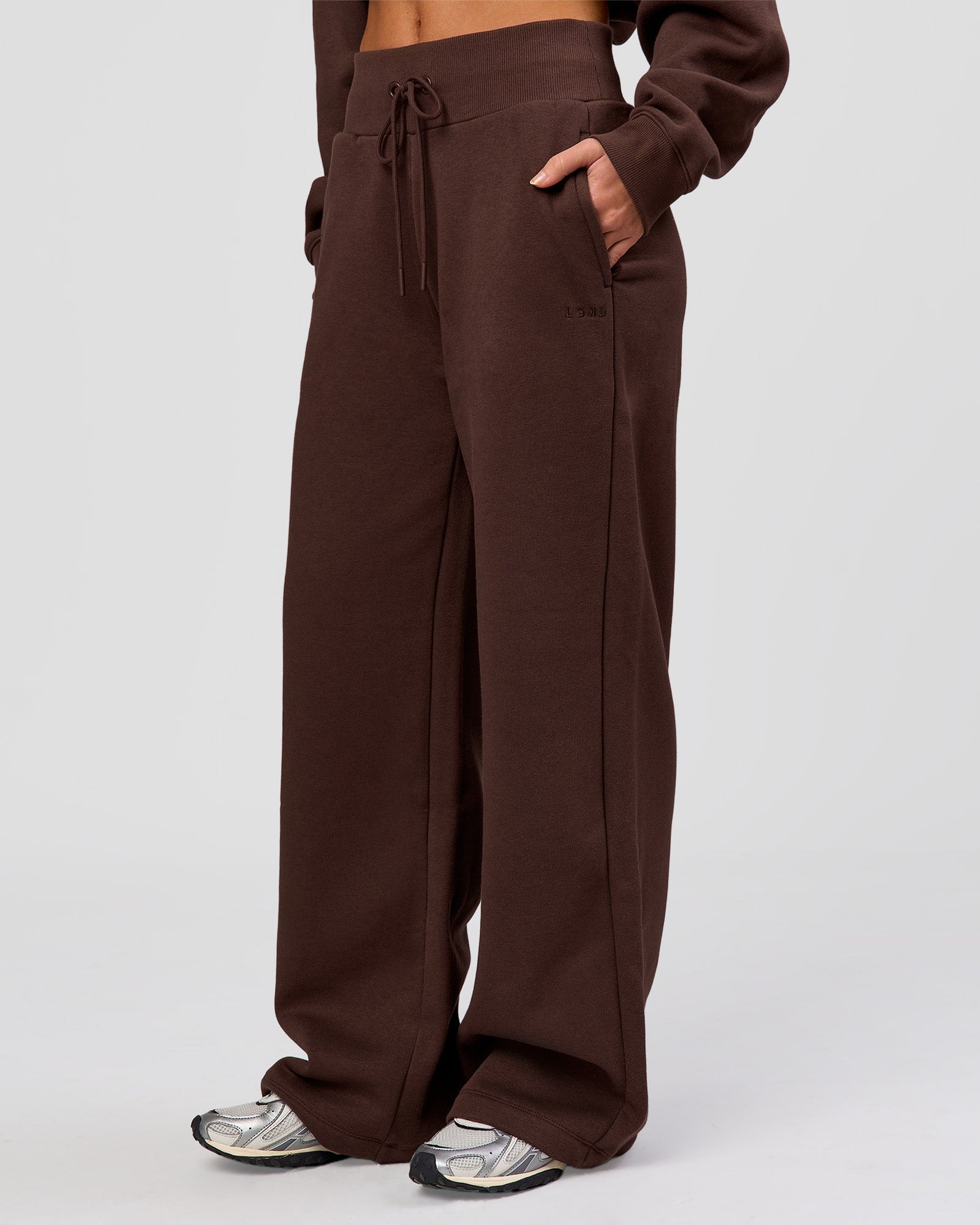 Woman wearing Go-To Wide Leg Track Pant - Hot Chocolate | Model:Issy | Size:S
