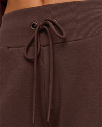 Woman wearing Go-To Wide Leg Track Pant - Hot Chocolate | Model:Issy | Size:S