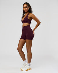 Woman wearing Fusion Ultra High-Rise 4" Short Pockets - Cherry Lacquer | Model:Jordan | Size:S | Thumbnail Index: 2