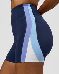 Woman wearing Revitalise Ultra High-Rise 4" Short - Future Navy - Bluebell | Model:Jordan | Size:S | Thumbnail Index: 8