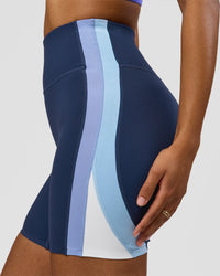 Woman wearing Revitalise Ultra High-Rise 6" Short - Future Navy-Bluebell | Model:Jordan | Size:S | Thumbnail Index: 8