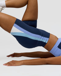 Woman wearing Revitalise Ultra High-Rise 6" Short - Future Navy-Bluebell | Model:Jordan | Size:S | Thumbnail Index: 7