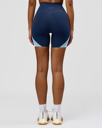 Woman wearing Revitalise Ultra High-Rise 6" Short - Future Navy-Bluebell | Model:Jordan | Size:S | Thumbnail Index: 5