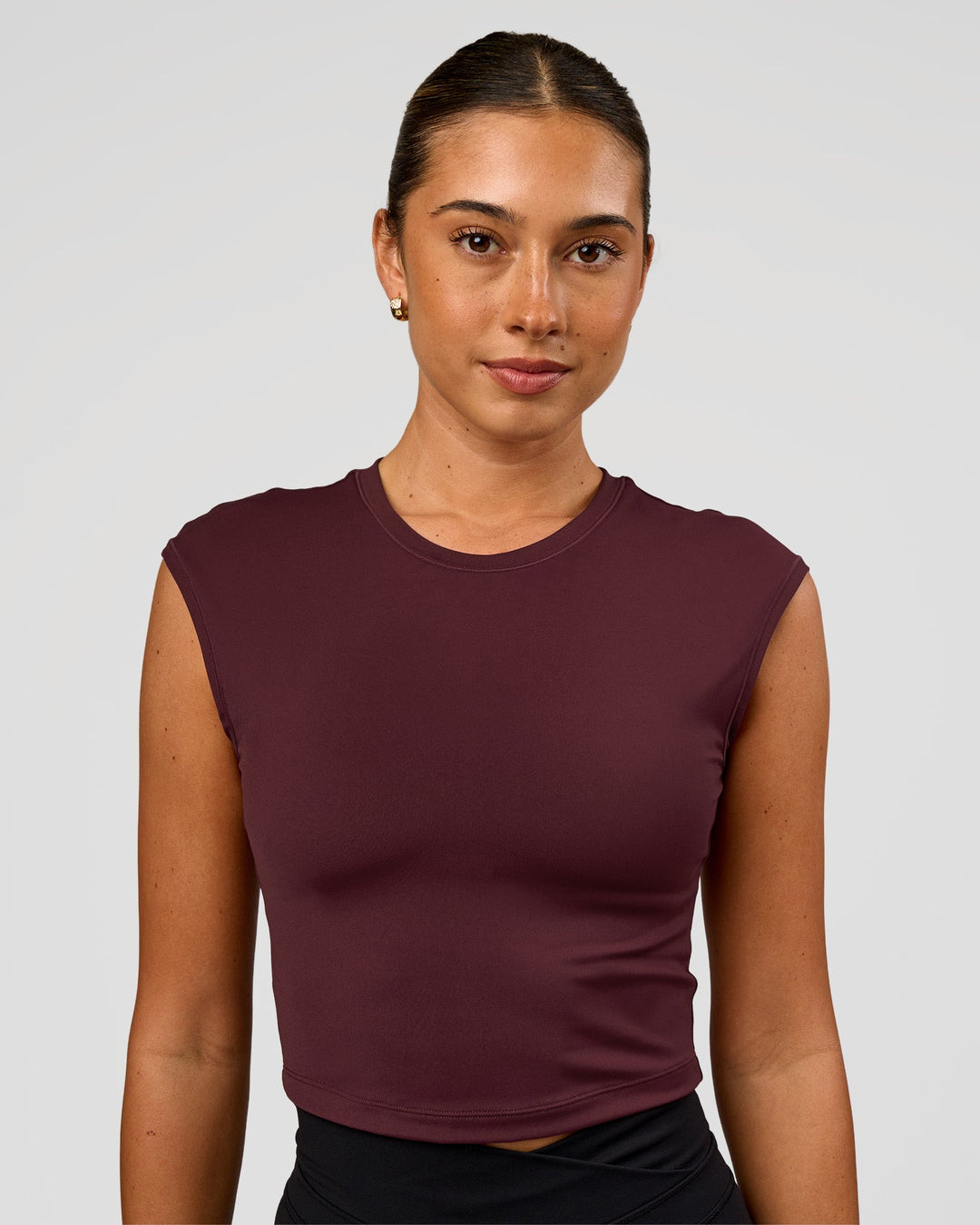 Woman wearing All Day Cropped Sleeve Top - Cherry Lacquer | Model:Charli | Size:XS - view 3