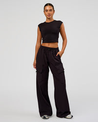 Woman wearing Endeavour Cargo Pant - Black | Model:Charli | Size:XS | Thumbnail Index: 4