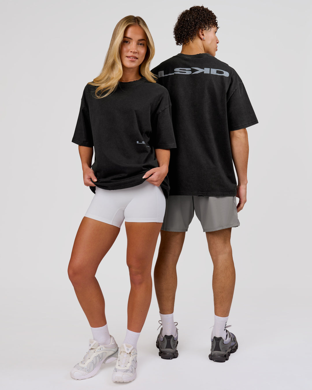 Woman wearing Backline Washed Heavyweight Oversized Tee - Black Washed | Model:Issy | Size:XS - view 11