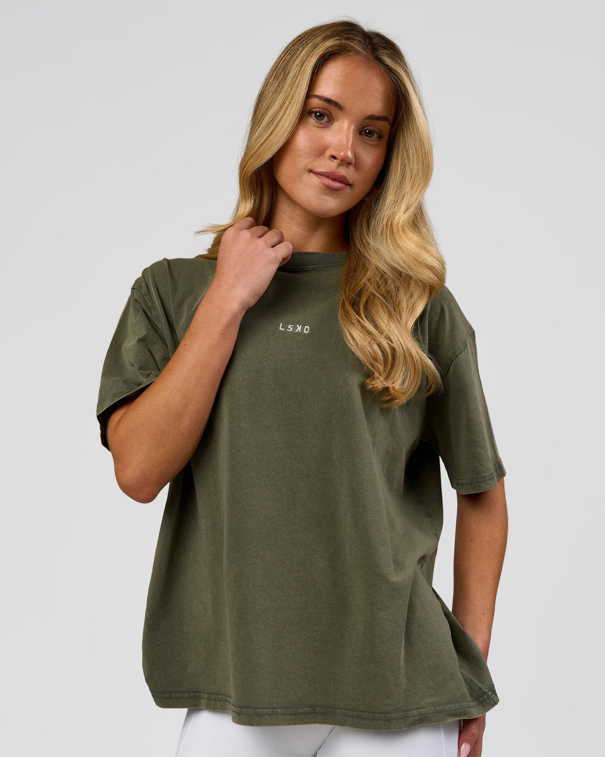 Woman wearing Go-To FLXCotton Oversized Tee - Pure Olive Washed | Model:Issy | Size:XS