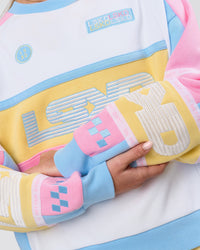 Woman wearing Power Sweater - Pink Rose-Lemon | Model:Issy | Size:XS | Thumbnail Index: 10