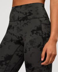 Woman wearing Fusion Ultra High-Rise 7/8 Legging Pockets - Obsidian/Black Tye Dye | Model:Rosie | Size:XS | Thumbnail Index: 7