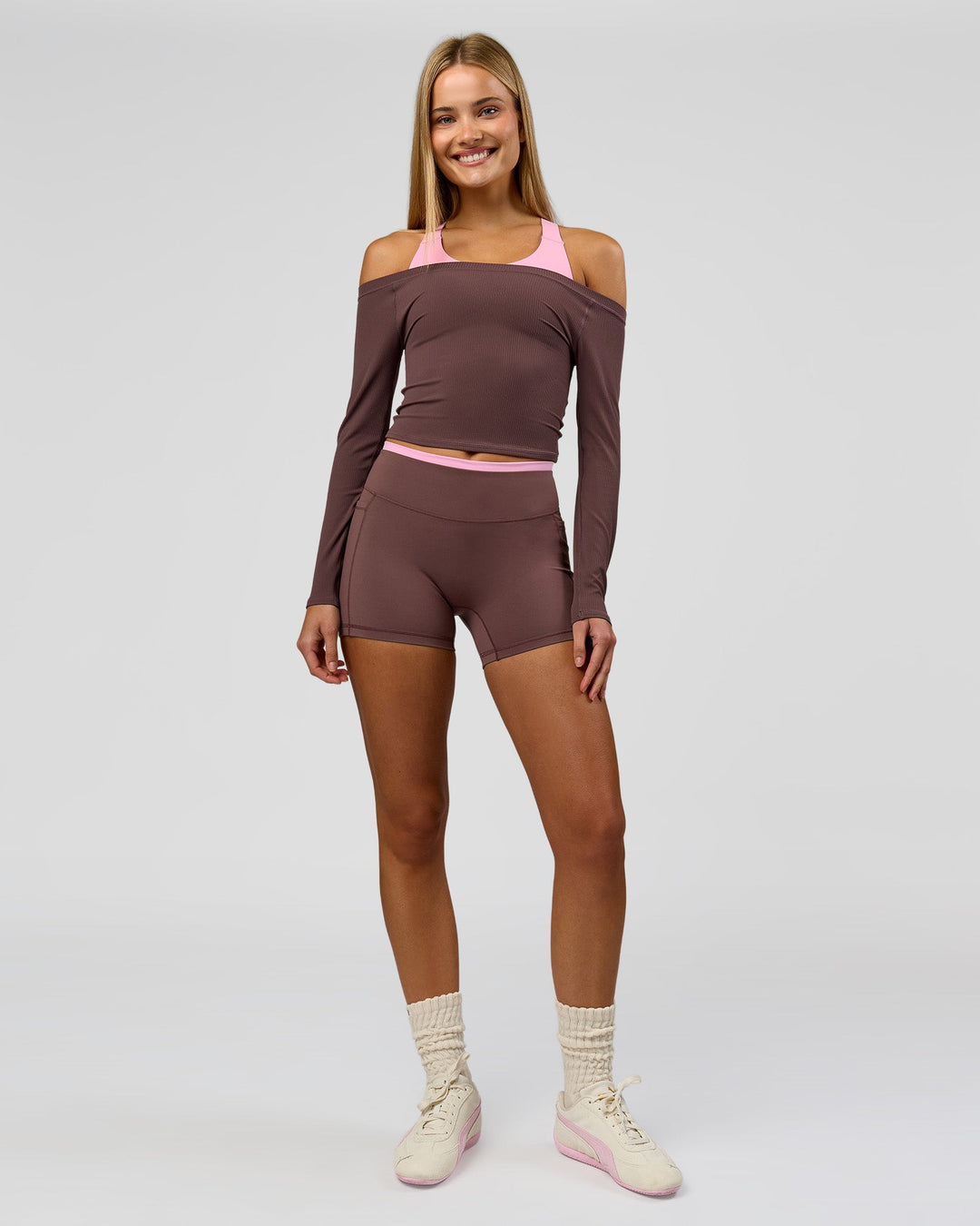 Woman wearing Bree Fusion High-Rise 4" Short Pockets - Cocoa Powder-Pink Rose | Model:Taneisha | Size:XS - view 15