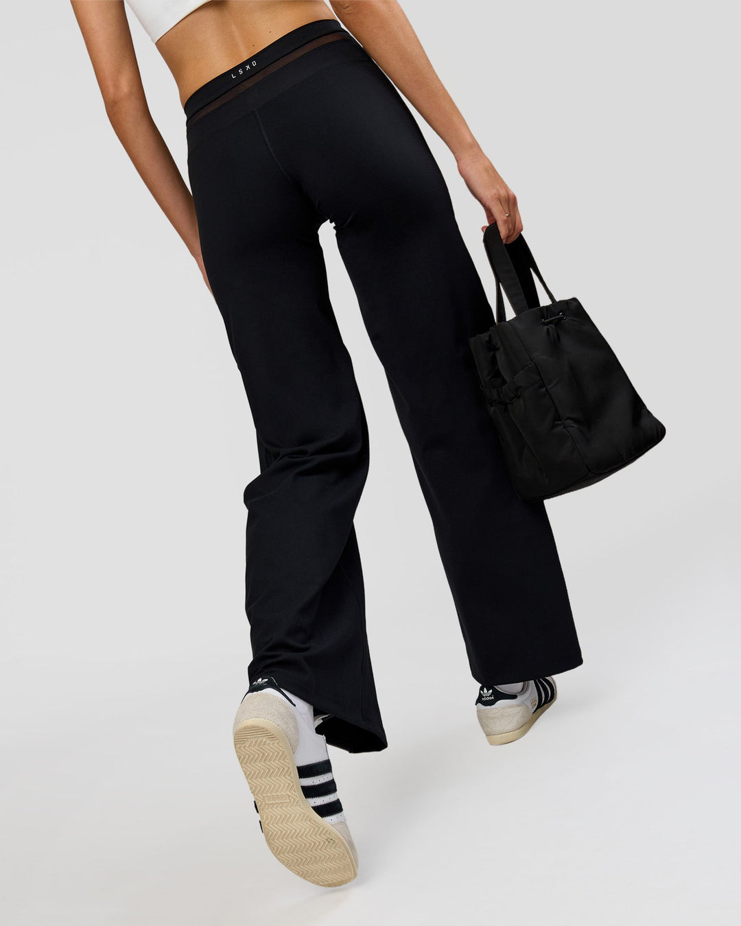Woman wearing Dare Wide Leg Pant - Black | Model:Taneisha | Size:XS - view 4