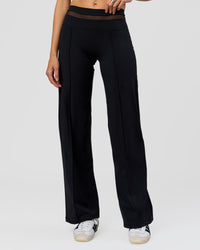 Woman wearing Dare Wide Leg Pant - Black | Model:Taneisha | Size:XS | Thumbnail Index: 9