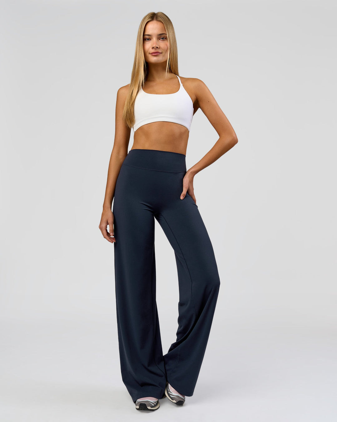Woman wearing Elixir High-Rise Tall Pant - Midnight Navy | Model:Taneisha | Size:XS - view 11