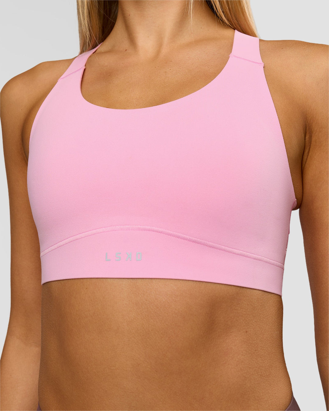 Woman wearing Fusion Sports Bra 2.0 - Pink Rose | Model:Taneisha | Size:XS - view 5