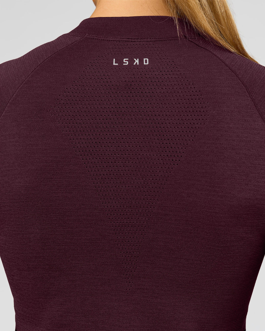 Woman wearing AeroFLX+ Long Sleeve Half Zip - Cherry Lacquer/Cherry Laquer | Model:Taniesha | Size:XS - view 15