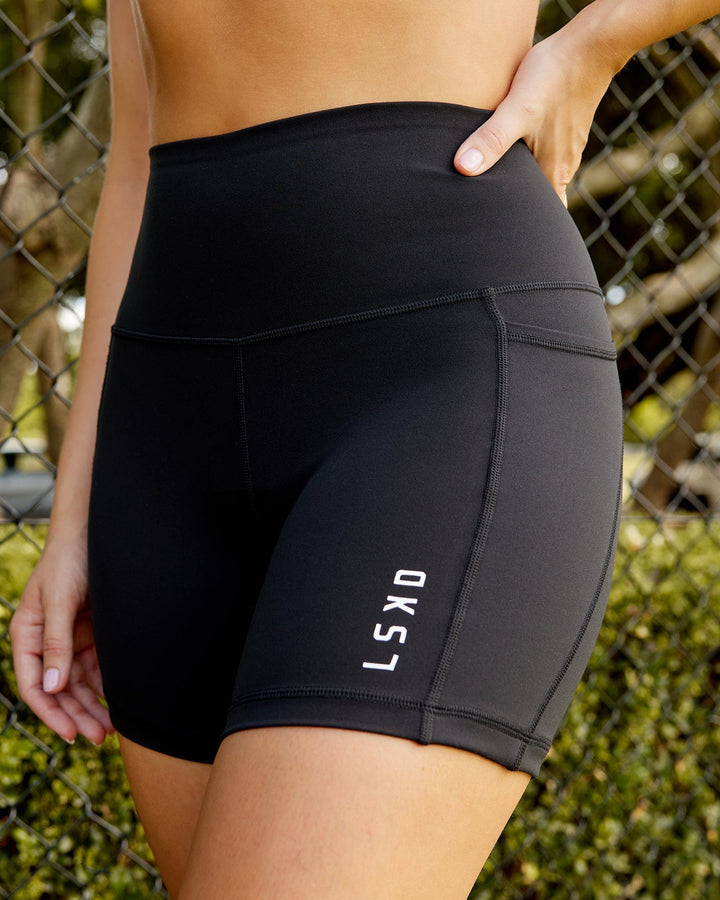 Flux X-Length Short - Black