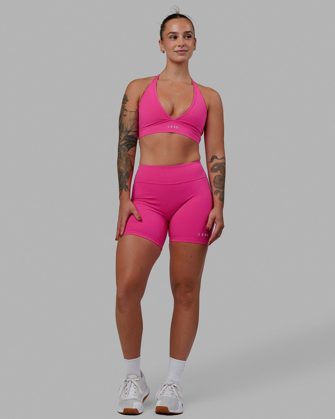 Form Sports Bra - Ultra Pink