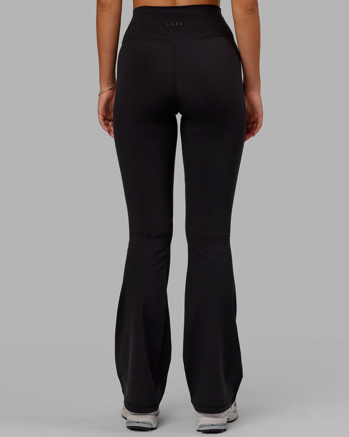 Everyday Flared Legging - Black